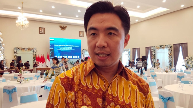 Bupati Kepulauan Sangihe, Michael Thungari.