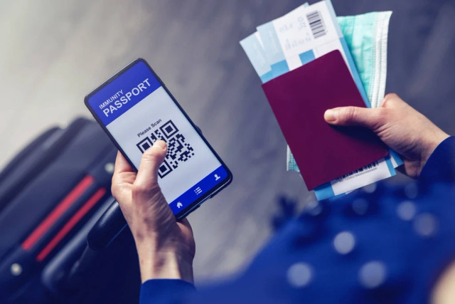 Ilustrasi fitur keamanan baru di paspor elektornik. Foto: Shutterstock