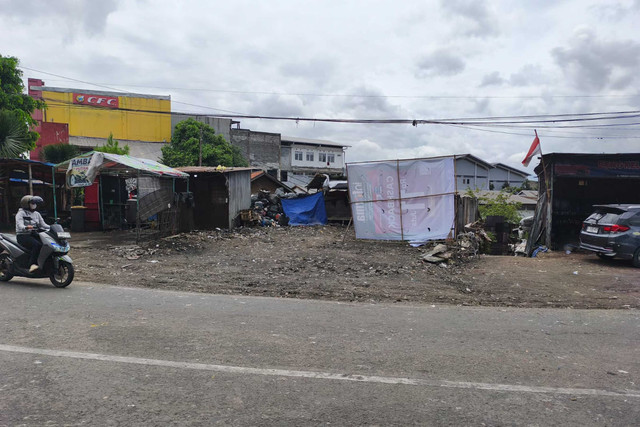 Kondisi TPS Gunung Batu Timur, Kota Bandung, setelah dibersihkan dari sampah menggunung, Jumat (14/11). Foto: Linda Lestari/kumparan