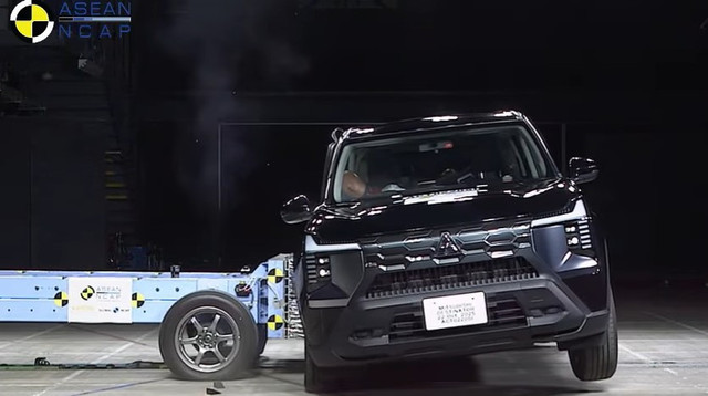 Mitsubishi Destinator raih 5 bintang setelah lakoni uji coba keselataman ASEAN NCAP (New Car Assessment Program) pada Oktober 2025. Foto: ASEAN NCAP