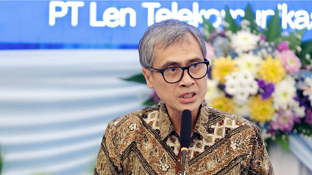 Direktur Utama PT Len Telekomunikasi Indonesia, Ganda Yudha Asparaini