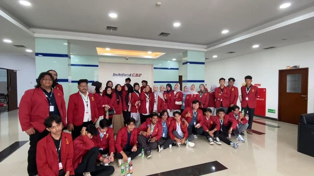 kunjungan mahasiswa ke pt.indofood CBP