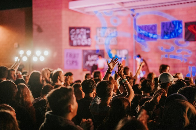 Ilustrasi line up Highschool Fest 2025. Foto: Unsplash.com/Vince Fleming