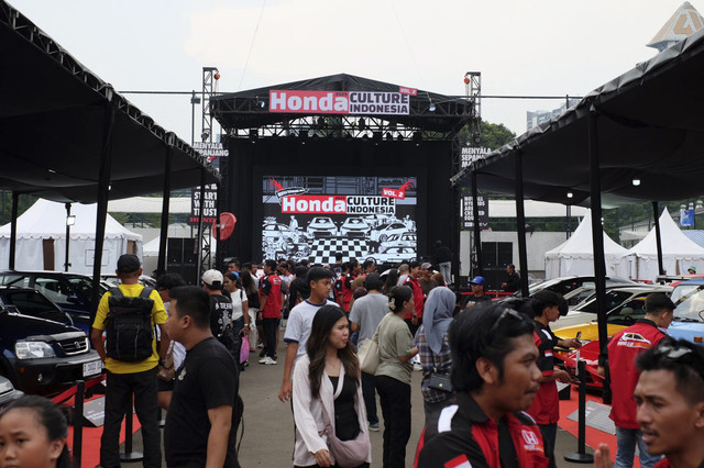 Suasana Honda Culture Indonesia 2025 digelar 15-16 November di CIBIS Park, Jakarta. Foto: Sena Pratama/kumparan