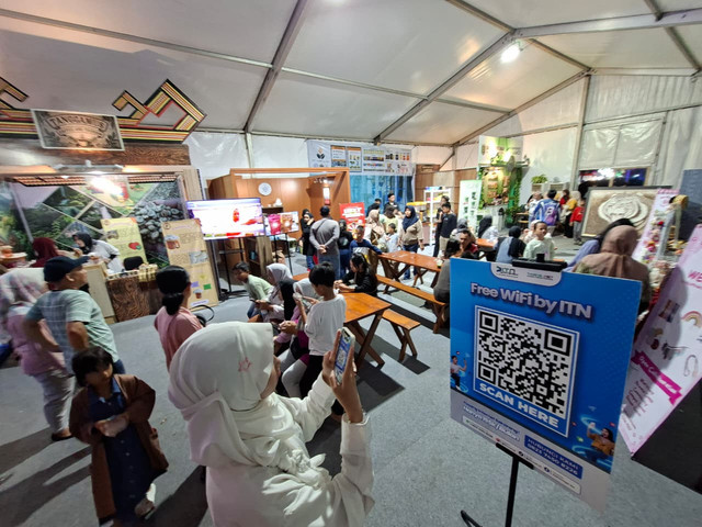Empat titik WiFi publik di area PKOR Way Halim, Bandar Lampung, Minggu (16/11). | Foto: Istimewa 