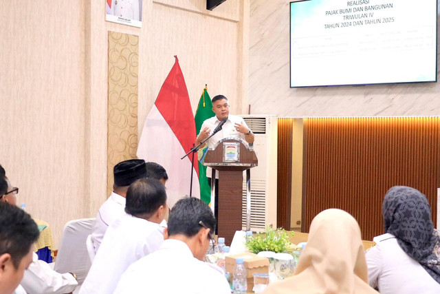 Sekretaris Daerah (Sekda) Kota Palembang, Aprizal Hasyim, dalam Rapat Kerja Koordinasi dan Evaluasi Pajak Bumi dan Bangunan (PBB) Tahun 2025/ist. 