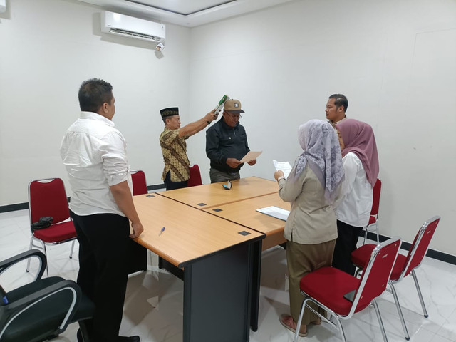 Prosesi pengambilan sumpah. Foto: Dok. Kantah Sekadau