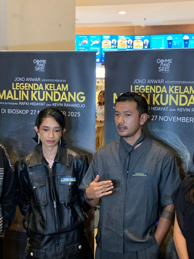Legenda Kelam Malin Kundang menggelar press screening  di XXI Epicentrum, Jakarta Selatan, Senin (17/11/2025).
 Foto: Vincentius Mario/kumparan