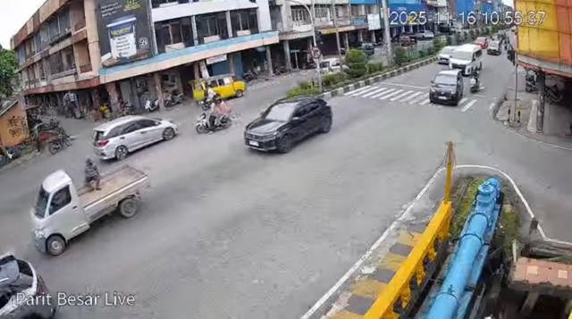 Kondisi arus lalu lintas yang terekam CCTV Pemkot Pontianak. Foto: Dok. Istimewa