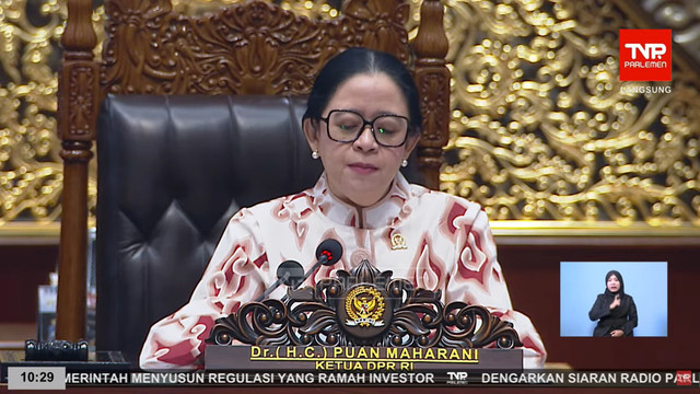 Ketua DPR RI, Puan Maharani saat rapat paripurna DPR-RI ke-8 Masa Persidangan II Tahun Sidang 2025-2026 di Geudng Parlemen, Jakarta, Selasa (18/11/2025). Foto: YouTube/ TVR Parlemen