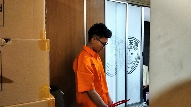 Tampang pelaku yang menganiaya wanita di Cimanggis, Depok. Foto: Rachmadi Rasyad/kumparan