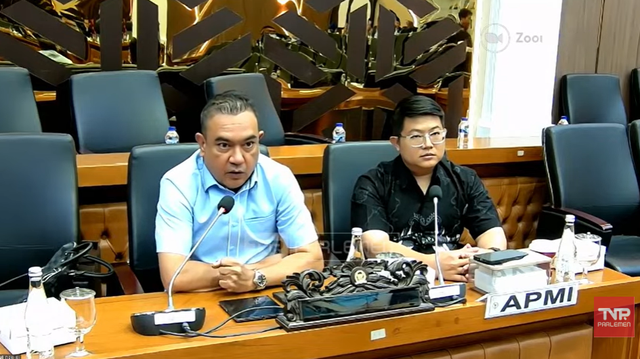 Rapat Dengar Pendapat Umum terkait RUU Hak Cipta, Selasa (18/11). Foto: YouTube TVR Parlemen