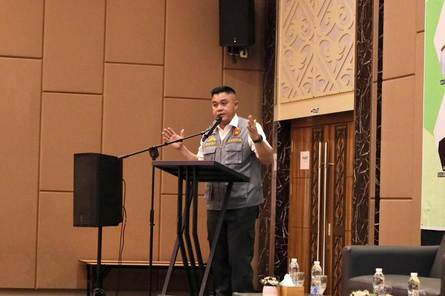 Sekretaris Daerah Kota Palembang, Aprizal Hasyim, dalam sosialisasi layanan informasi Administrasi Kependudukan (Adminduk)/ist. 