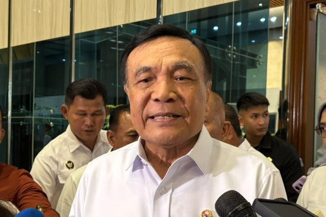 Menkopolkam Djamari Chaniago di DPR, Rabu (19/11/2025). Foto: Abid Raihan/kumparan