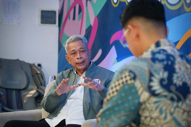 Wakil Menteri Sosial Agus Jabo Priyono dalam Dialog Forum Merdeka Barat 9 bertema Sekolah Rakyat di Kantor Kemensos, Jakarta, Rabu (19/11/2025). Foto: Kemensos RI