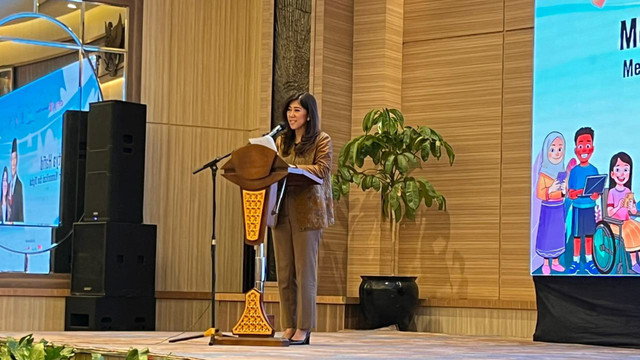 Menkomdigi Meutya Hafid saat acara Festival Hari Anak Sedunia di Hotel Lumire, Senen, Jakarta Pusat, Kamis (20/11/2025). Foto: Nasywa Athifah/kumparan