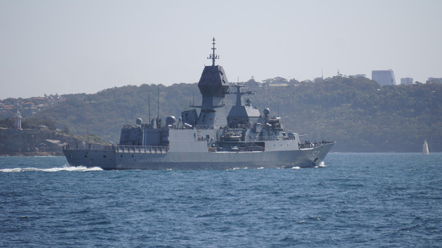 Ilustrasi bantuan kapal militer Spanyol dan Italia untuk kapal-kapal Global Sumud Flotilla (Gambar dari PatrickE/Pixabay)  https://pixabay.com/photos/ship-military-navy-warship-harbour-6380827/