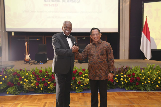 Mendagri Tito Karnavian menghadiri resepsi 50 Tahun Kemerdekaan Republik Angola. Foto: Dok. Kemendagri