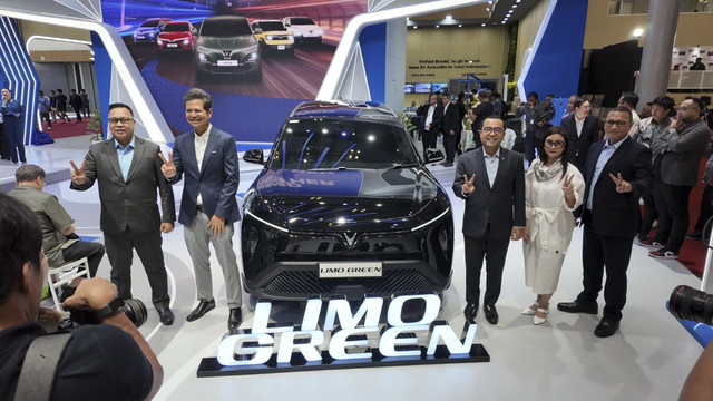 Peluncuran VinFast Limo Green di GJAW 2025. Foto: Fitra Andrianto/kumparan