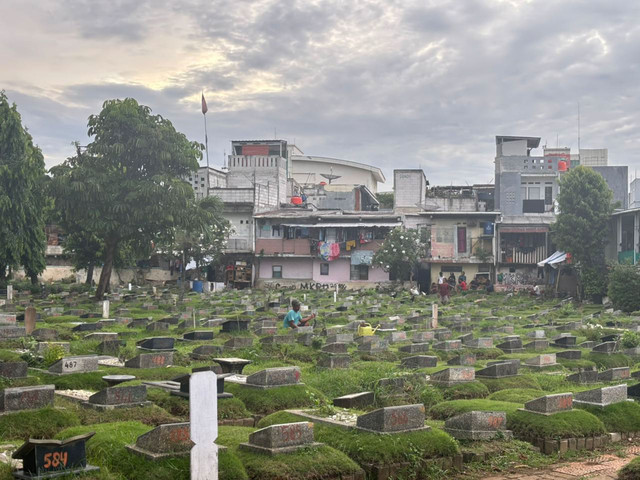 TPU Kemiri atau Utan Kayu, Rawamangun, Jakarta Timur, Minggu (26/11/2025). Foto: Amira Nada Fauziyyah/kumparan