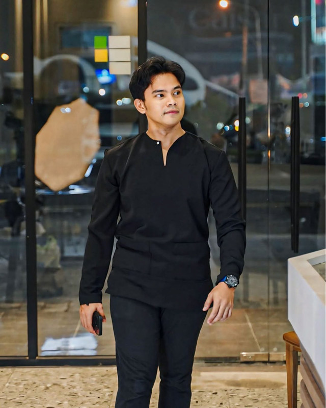 Insanul Fahmi, suami Wardatina Mawa. Foto: Instagram/ @insanulfahmi