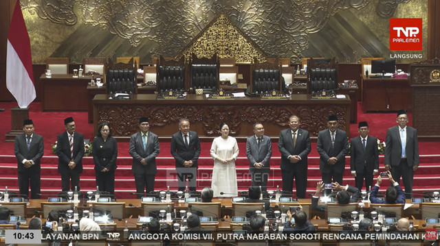 Suasana saat Rapat Paripurna DPR Ke-9 Masa Persidangan II Tahun Sidang 2025-2026 di ruang sidang Paripurna, Kompleks Parlemen Senayan, Jakarta, pada Selasa (25/11/2025). Foto: YouTube/ TVR Parlemen
