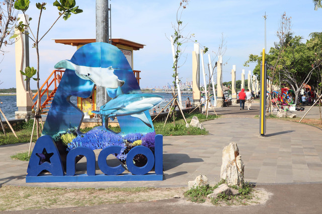 Liburan di Ancol. Foto: infiksjurnal/Shutterstock