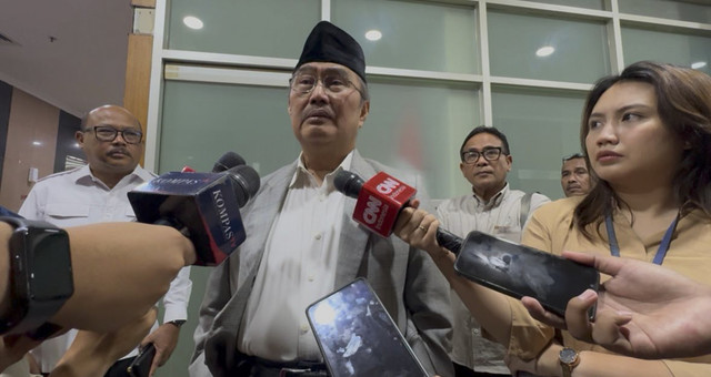 Ketua Komisi Percepatan Reformasi Polri Jimly Asshiddiqie di Kantor Kementerian Sekretariat Negara, Jakarta pada Selasa (25/11/2025). Foto: Luthfi Humam/kumparan