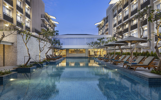 Main pool di Hilton Garden Inn Bali Nusa Dua. Foto: Dok. Hilton Garden Inn Bali Nusa Dua