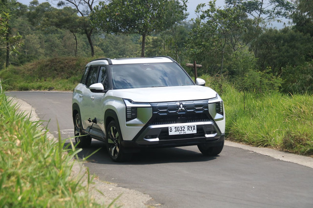 Perjalanan Eco Journey Jakarta-Yogyakarta bersama Mitsubishi Destinator. Foto: kumparan