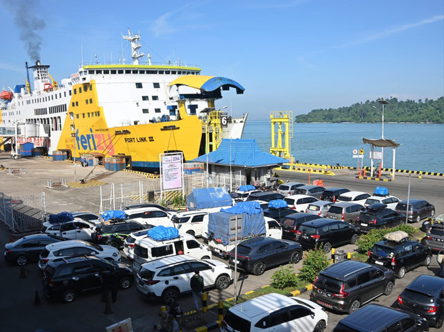 ASDP pastikan kelancaran penyeberangan Sumatera-Jawa-Bali selama libur Nataru. Foto: ASDP