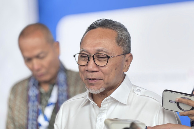 Menteri Koordinator Bidang Pangan Zulkifli Hasan (Zulhas) di ICE BSD, Rabu (26/11/2025). Foto: Ave Airiza Gunanto/kumparan