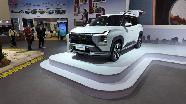 Modifikasi Mitsubishi Destinator di GJAW 2025. Foto: Fitra Andrianto/kumparan