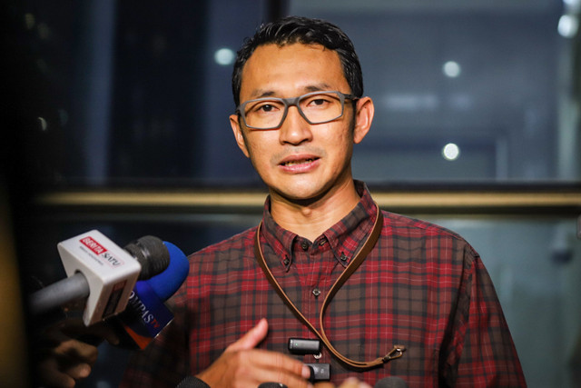 Juri Bicara KPK Budi Prasetyo menjawab pertanyaan wartawan terkait perkembangan kasus pembebasan Eks Dirut ASDP Ira Puspadewi di Gedung Merah Putih KPK, Jakarta, Rabu (26/11/2025). Foto: Iqbal Firdaus/kumparan