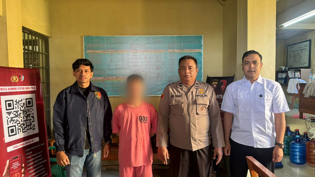 RK kini resmi menjadi tersangka pada Oktober 2025 atas kasus ITE yang menyinggung Suku Dayal di Kalbar. Foto: Dok. Polda Kalbar