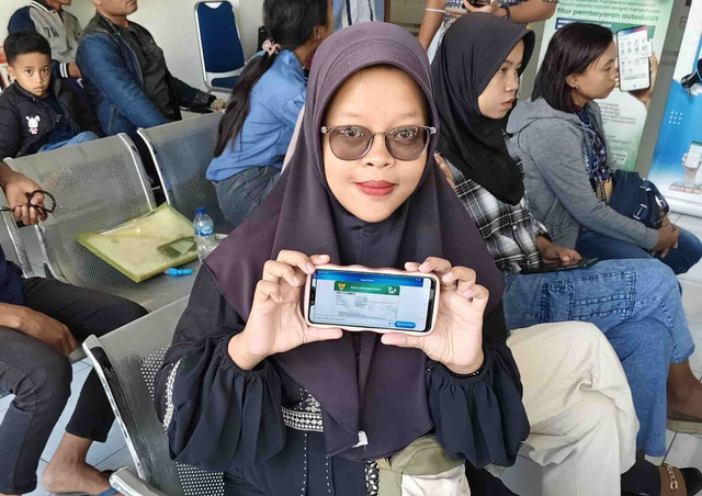 Divya Yuni Anggraeni (25) imbau masyarakat untuk menjaga pola hidup sehat dan memastikan terdaftar peserta JKN. Foto: Dok. BPJS Kesehatan