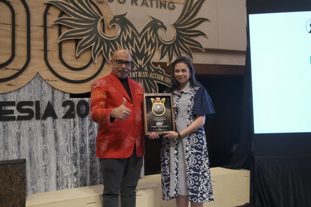 MIND ID meraih penghargaan Platinum Alignment (Leader Quadrant) pada ajang Top 100 Indonesia 2025 La Tofi ESG Rating dan Sustainability Communication Awards 2025. 