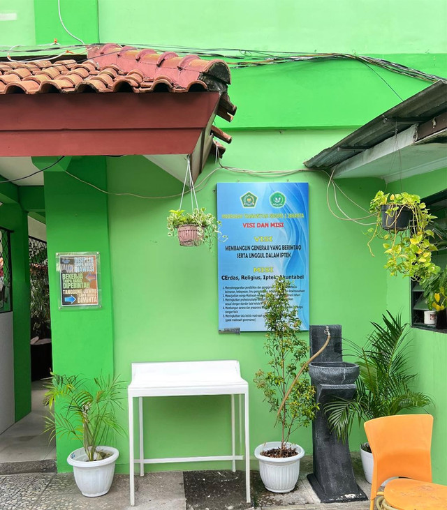 Visi dan Misi MTsN 1 Jakarta. Sumber : Foto Pribadi