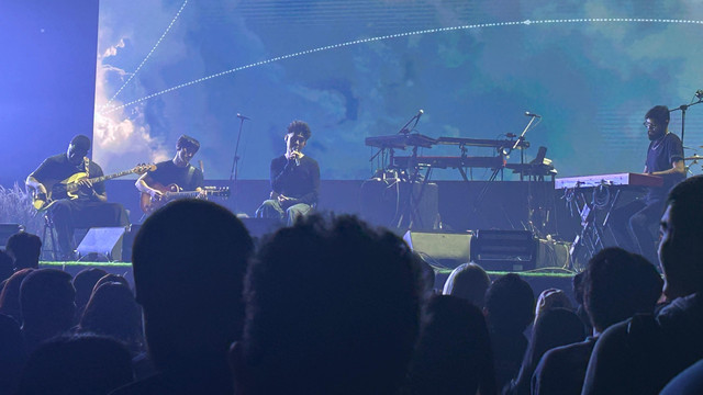 Rich Brian dalam konser Where Is My Head? di Jakarta. Foto: Andrian Gilang/kumparan