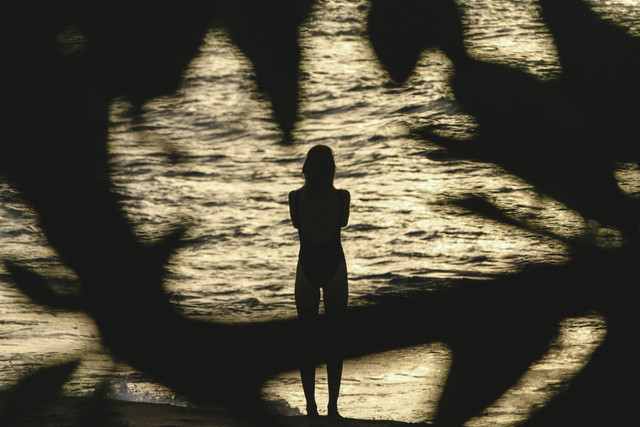 Ilustrasi Siluet Manusia. Foto: Nathan Dumlao / Unsplash