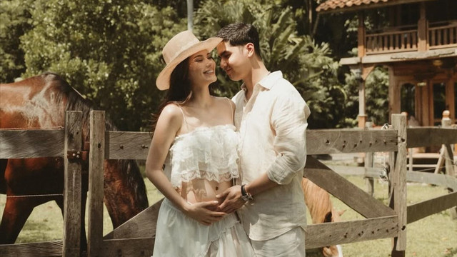 Alyssa Daguise hamil anak pertama dengan Al Ghazali. Foto: Instagram/alyssadaguise