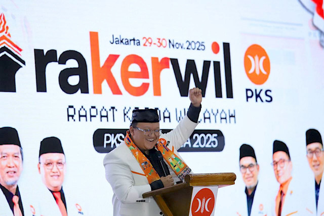 DPW PKS DKI Jakarta menggelar Rapat Kerja Wilayah di Aula Golden Boutiqe Hotel, Gn. Sahari Utara, Jakarta Pusat, Minggu (30/11/2025). Foto: PKS DKI Jakarta