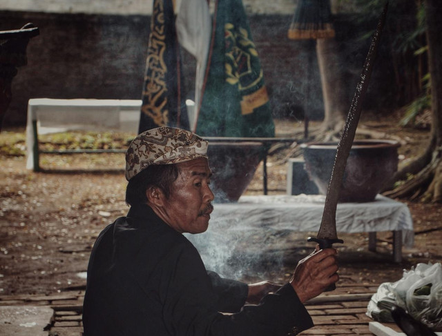 Ilustrasi industri keris di Pulau Jawa. Foto: Pexels