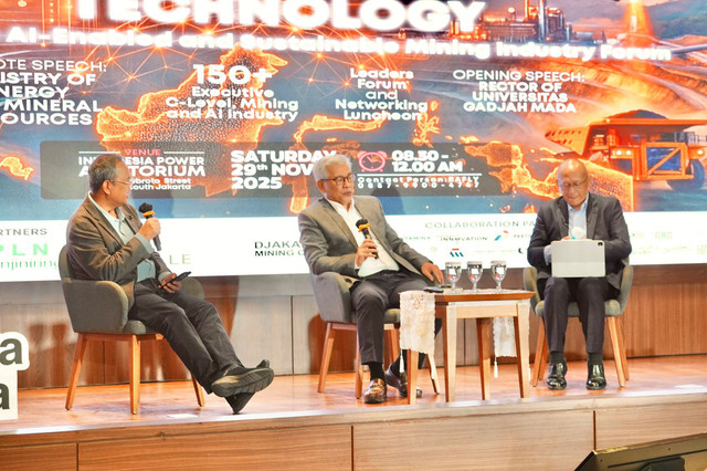 Forum "Mining Full Technology" yang digelar oleh Fakultas Matematika dan Ilmu Pengetahuan (FMIPA) UGM, Keluarga Alumni FMIPA UGM , PP Kagama berkolaborasi bersama Djakarta Mining Club di Auditorium Indonesia Power, Jakarta, Jumat (28/11/2025). Foto: Dok. UGM