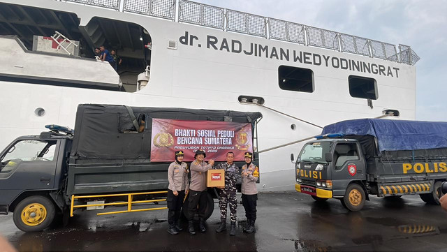 Peduli Bencana Sumatera, Paguyuban Akpol di Surabaya Kirim Ribuan Paket Sembako