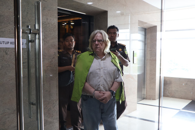 Kejagung melimpahkan 3 tersangka dugaan korupsi dalam proyek pengadaan satelit orbit 123 derajat bujur timur oleh Kemhan pada 2012-2021 ke Oditurat Militer (Odmil). Foto: Kejagung RI