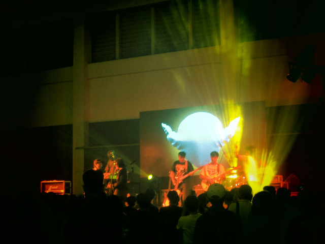 Performance The Peal di Event Stereo 2025. Foto diambil oleh @fahraputri, penulis. 