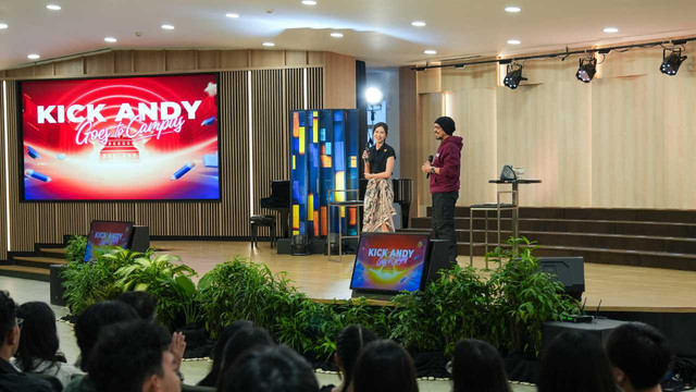 “Kick Andy Goes to Campus” pada 19 November 2025 di Auditorium Gedung D lantai 5 (D-501), Universitas Pelita Harapan (UPH), Kampus Lippo Village, Karawaci.