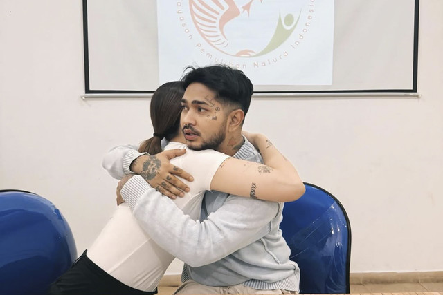 Onadio Leonardo bersama istrinya, Beby Prisillia. Foto: Instagram/ @bebyleonardo