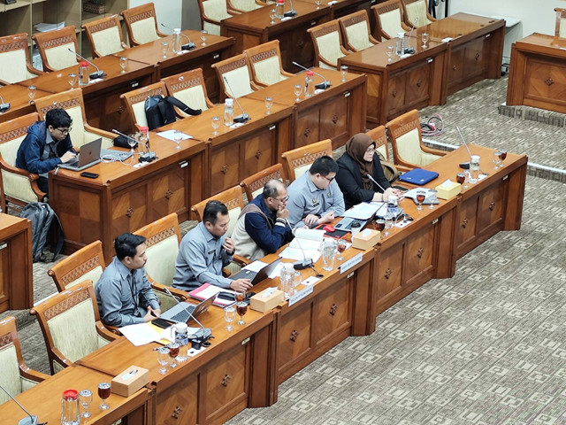 Suasana rapat kerja Komisi III DPR bersama Wakil Kementerian Hukum mengenai RUU Penyesuaian Pidana di Kompleks Parlemen Senayan, Jakarta, Selasa (2/12/2025). Foto: Luthfi Humam/kumparan